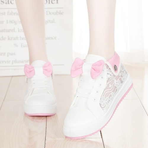 honeysake:♡ Cute Lacy Canvas Sneakers (2 Colours) - Buy Here ♡Discount Code: honey (10% off your pur