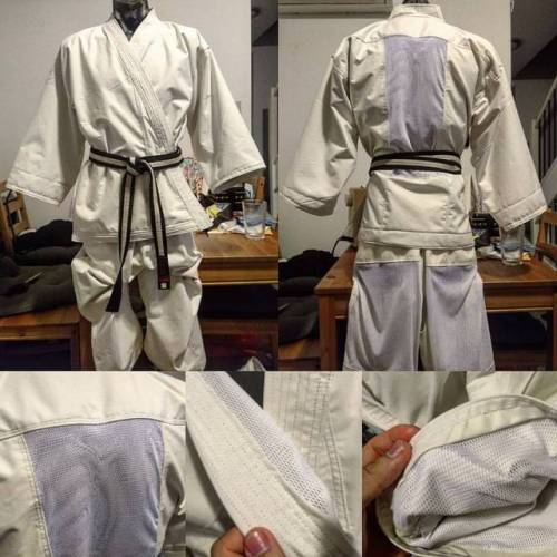 Tonight I finally got around to sewing myself an all-seasons heavyweight Karate gi for training! I&a