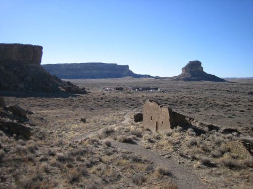 ancientart:The Chaco Culture National Historical Park, New Mexico, USA.The Pueblo peoples occupied a