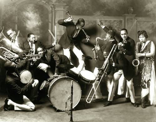 (via St. Louis Cotton Club Band around 1925 : OldSchoolCool)