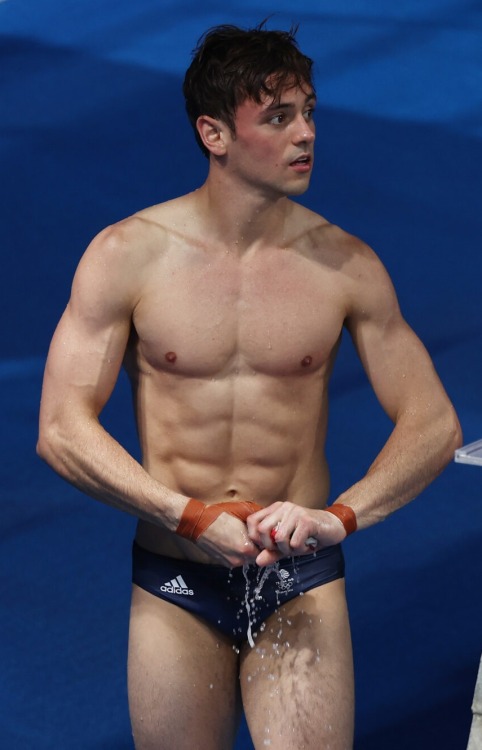 athletic-collection: Tom Daley