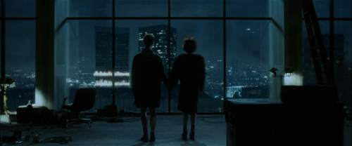 film-stills-for-less:Fight Club (1999)Director:David Fincher
