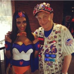 Me and #PinMan 💪🏽 #mets #metsgirl #lgm