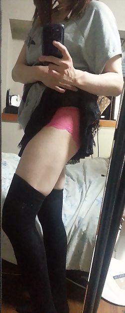 私のパンツオンリーです　見たい人いるかわからないけど