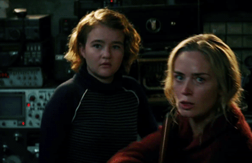 brucee-waynee:Millie Simmonds is actually deaf in real life and it was non-negotiable for me to cast