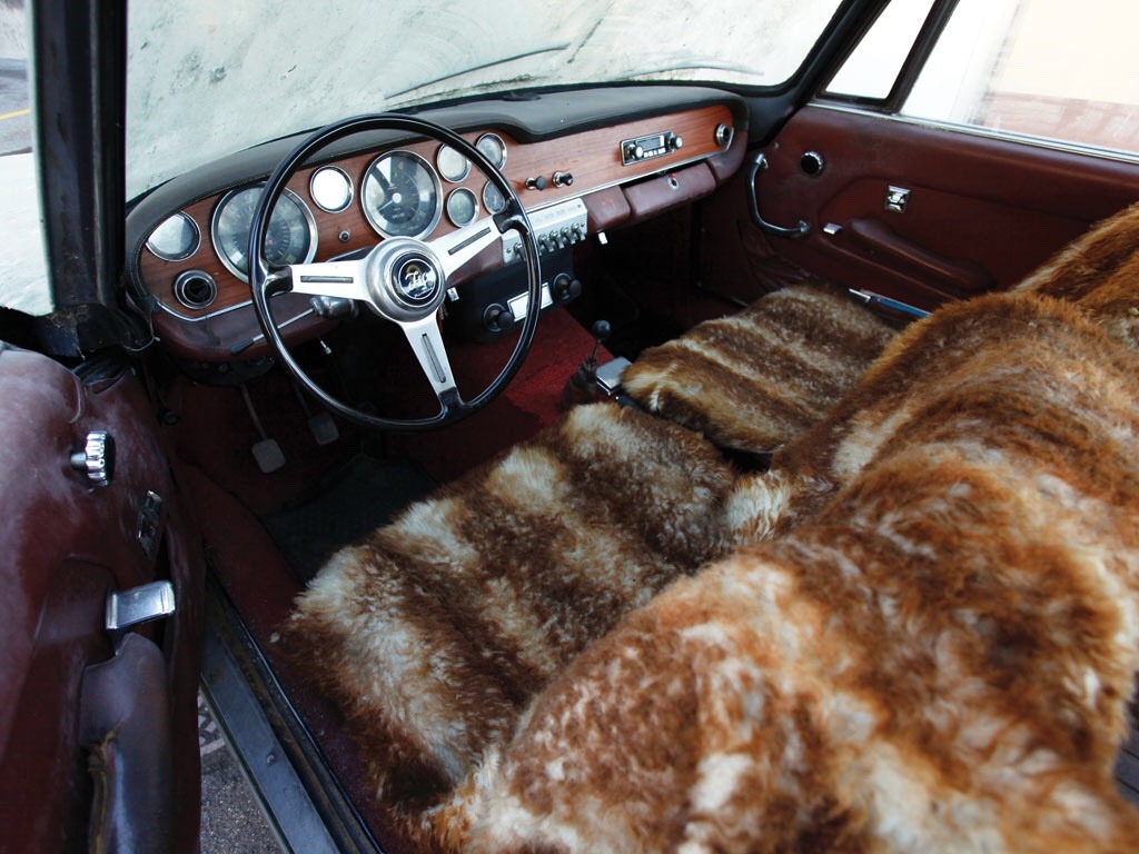stefialte:  Precious Scrap: Iso Rivolta IR 300 GT Coupé by Bertone