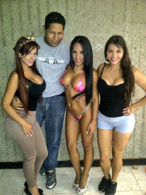 amateur-implant-pics:  Genesis Gamez / gscarleth / gscarleth011