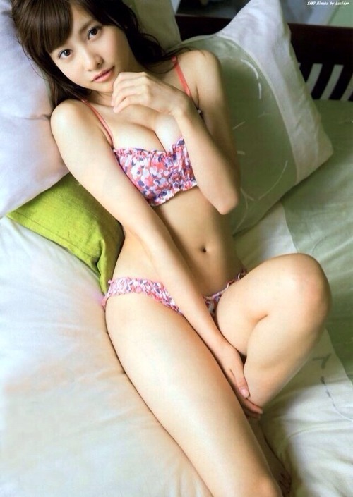 japan-cloud:  It is the best 10 of my favorite. Hinako Sano 