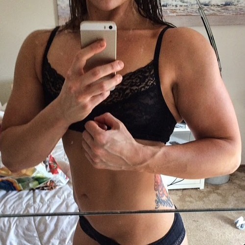 tonenfit:  Want great abs? Here are 15 things you should be doing.http://bit.ly/killersexyabs