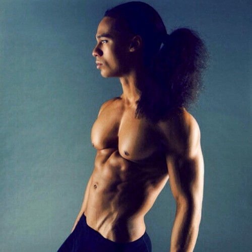 blatinobruthas:  #body #blackmen #handsome #gorgeous #chest #abs #hair