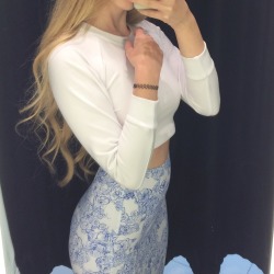 ppolishprincess:  this aa skirt made me feel