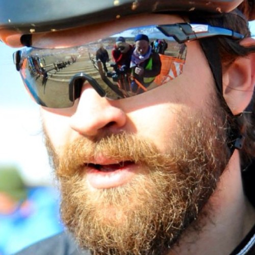 castellicycling:  Evan Murphy from @nycvelocx with @manualforspeed and run up in reflection at #cxna