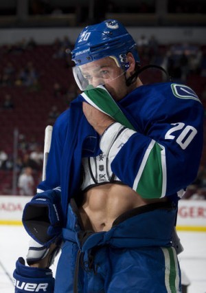 Sex hotmusclejocks:  Hot Hockey Muscle Jocks pictures