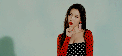 yuenas: sunmi - noir (2019)