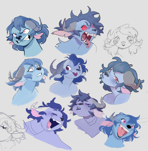 freshtwinkies:I had an old mischief file full of a bunch of sketches of jester expressions. I liked some of them so I decided to clean them up and take this as a chance to mess with some styles. 