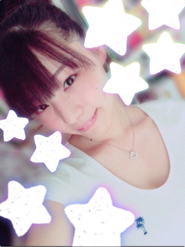 omiansary:  http://blog.nogizaka46.com/