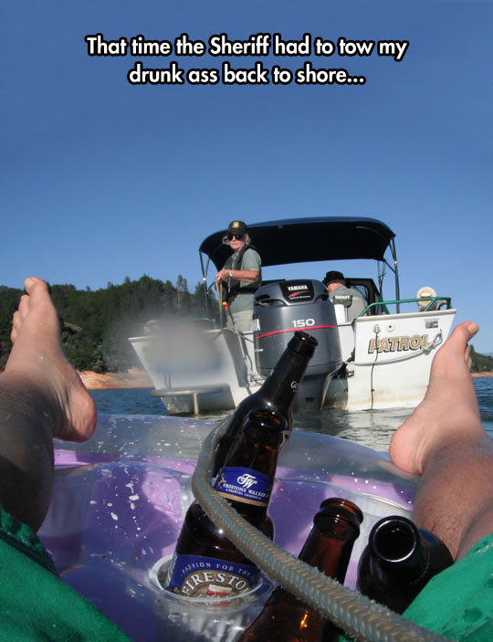 srsfunny:  Back To Shorehttp://srsfunny.tumblr.com/