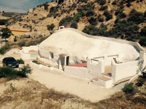 taylor-ruth:5 bedroom 2 bath cave home with pool for sale in spain on craigslist