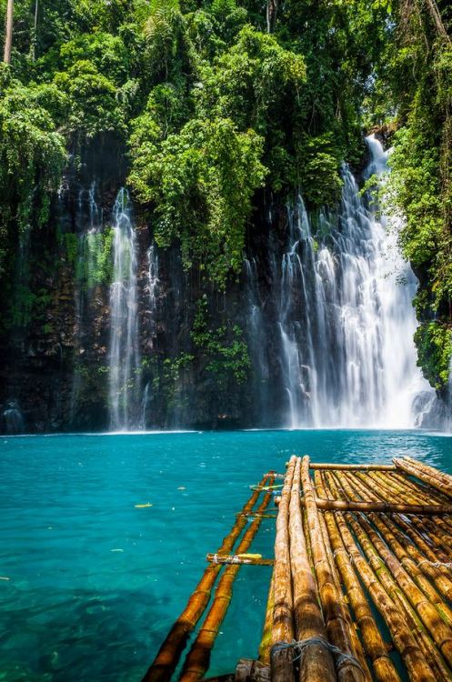 Tropical getaway, Tinago Falls in Iligan / Philippines (by jojo nicdao).