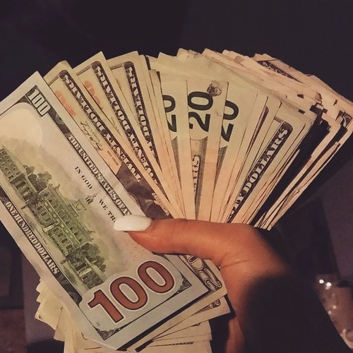 bbyygiiirll:  glamourqueenn:  ❤  $$