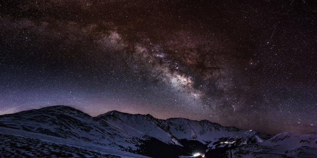 space-pics:  Milkyway Early this morning at Loveland Pass in Summit County, Colorado