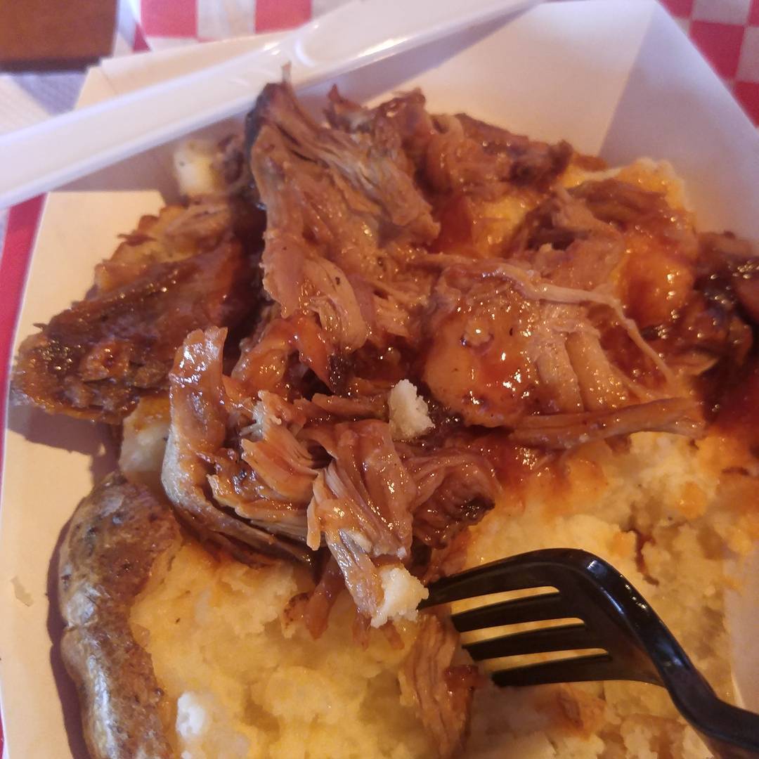 They put shredded pork and BBQ sauce over a baked potato #GloryToGodInTheHighest