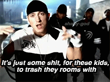 shady-god:  It´s fight music 