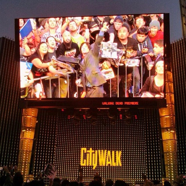 bigbaldhead:  Jumbotron
