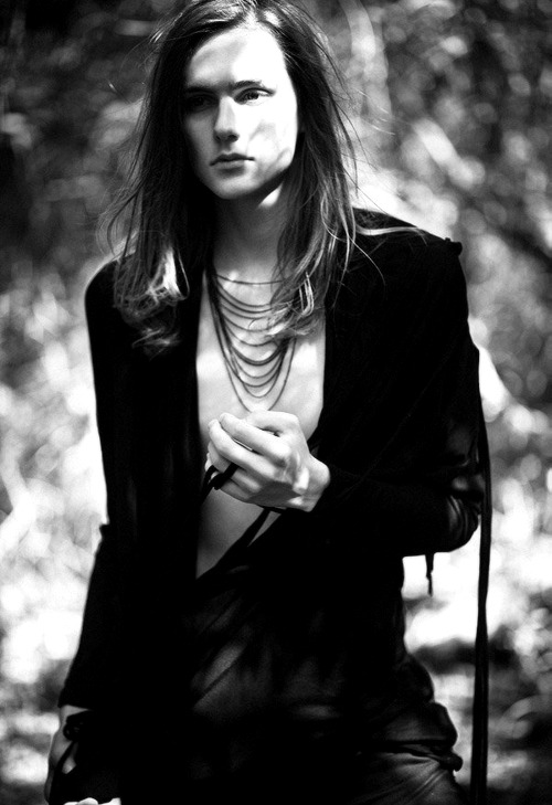 androfeminine: Daniel Landroche