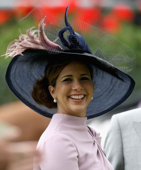 heavyarethecrowns:  Underrated Fashion Spam  Princess Haya Spam