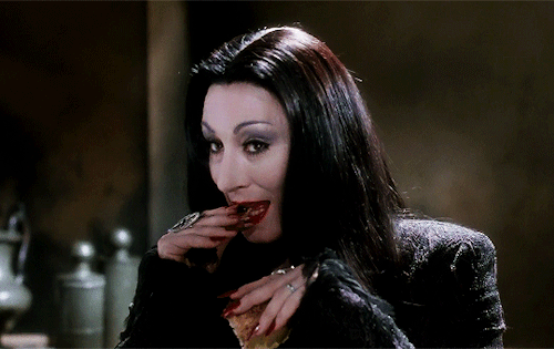 drackiszunk - poesdameronn - Anjelica Huston as ‘Morticia Addams’...
