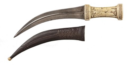 art-of-swords:Qajar Ivory-Hilted DaggerDated: circa 1840Culture: PersianMeasurements: Height: 34&nbs