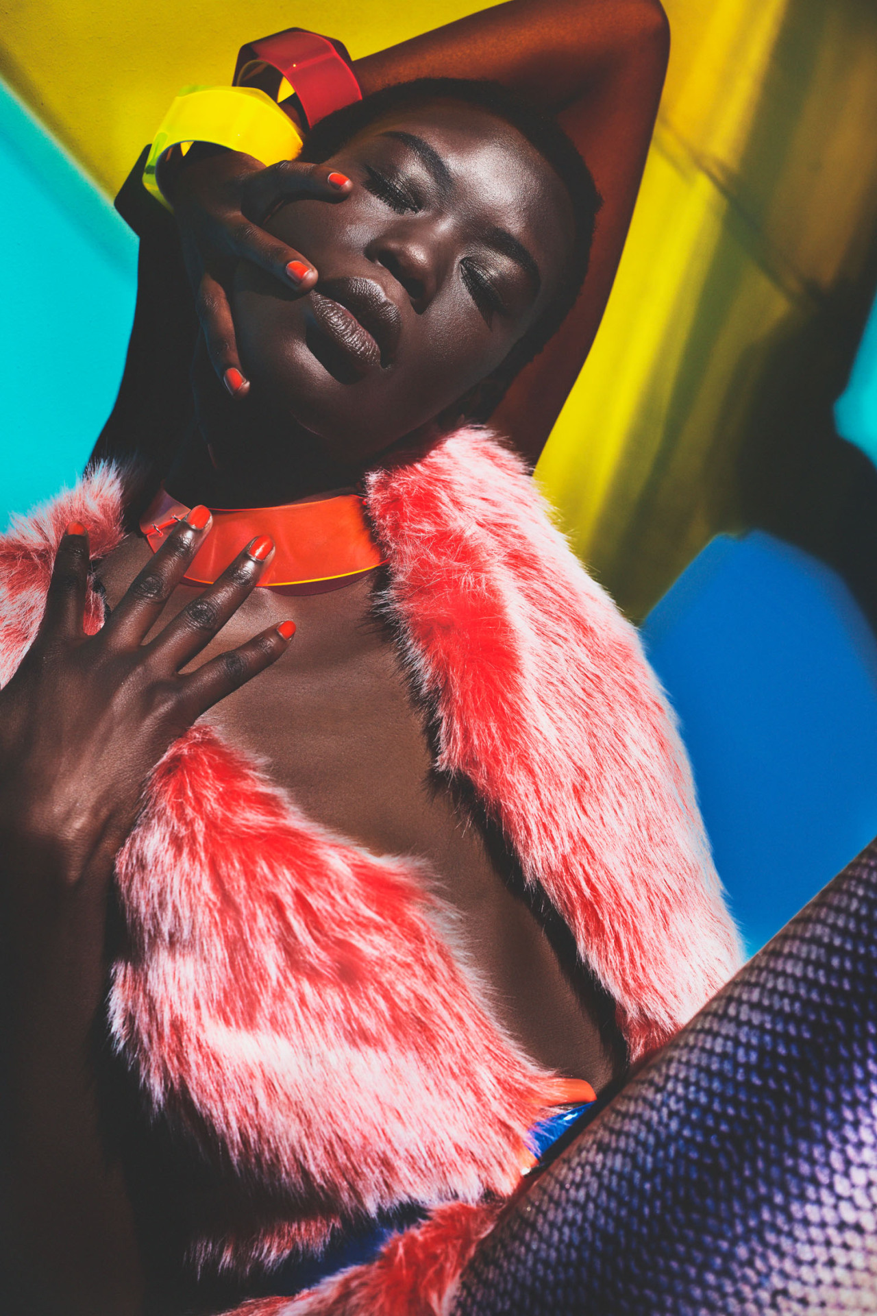 BLACK FASHION
