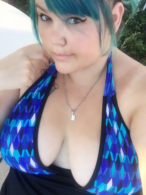 painfully-submissive:  abfckr: twisted-little-squish:  mindlesslittlefuckpet:  twisted-little-squish:  Before and After 😉  Out in public I’m cute, sweet, and innocent. Behind closed doors I shove long things down my throats till I puke. 😁  Whilst