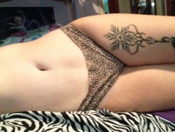 queenfairest:  let’s take a moment to fully appreciate my new undies.  Go follow this beauty
