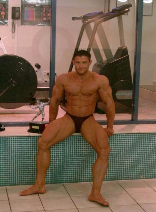 drwannabe:  unknown dude