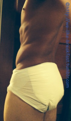 we-like-breakfast:  Waiting for Ms to get home.  Such an incredibly sexy diaper man! Wish I could see him pee his pants before getting padded up.