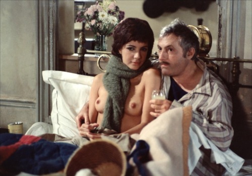 donotexcusemyfrench:Carole Laure in Préparez vos mouchoirs/Get Out Your Handkerchiefs (1978)   