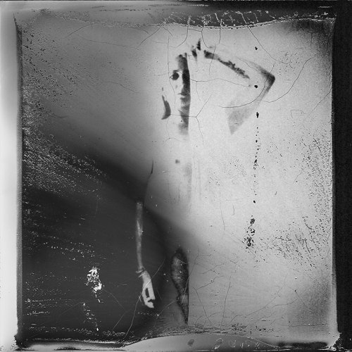 marvinfb: 076_2016 Möchtegern-Braut #instantfilm #emulsionlift #experimental #alienation  Nr. 9983 Unikat: ( ) Druck : (x) _Größe: 21x21cm _Medium: Hahnemühle Photo Rag © 2016 Marvin Feinbub 