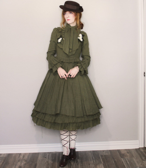 Victorian Maiden green.I’ve moved to a new place and also been trying to post more on Instagram! I’m