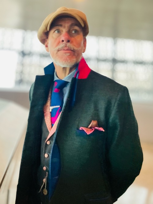 dickiebow1 - Dickie