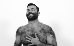 hairybackstuds:  Free Gay Sex Games: http://bit.ly/2eGnkBB