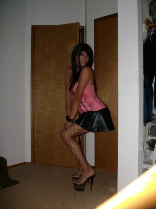 sexy-babe-crossdressing: Transvestites Yum