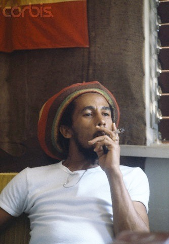 eman65:  morpheous69:  algemesii1:  Bob Marley  Robert Nesta Marley OM. Respect!!!