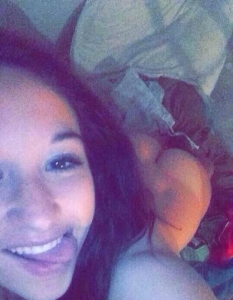 shooting-myself:  Selfies from Alex submitted on kik. Thanks!