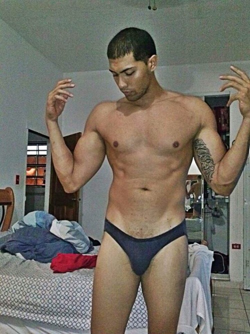 betomartinez:  Beto’s Corner  http://betomartinez.tumblr.com/ 