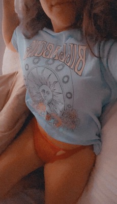 stxphxnxa:Lazy Tuesday things 
