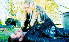 rumplestiltskin:  Hook! Killian come back to me! Come back to me….