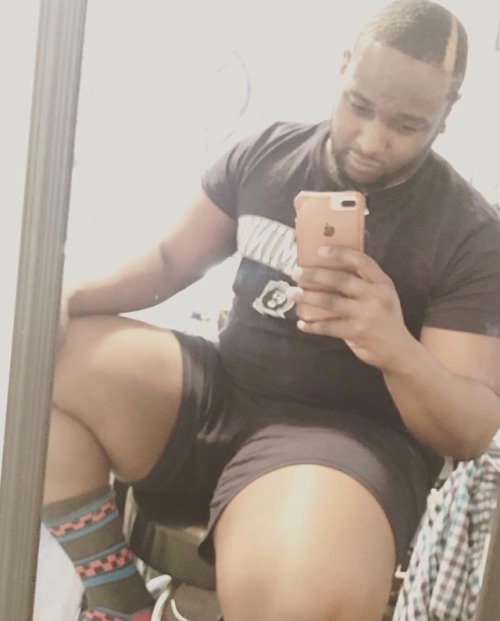 thickumsandthangs21:Thick Thursday!
