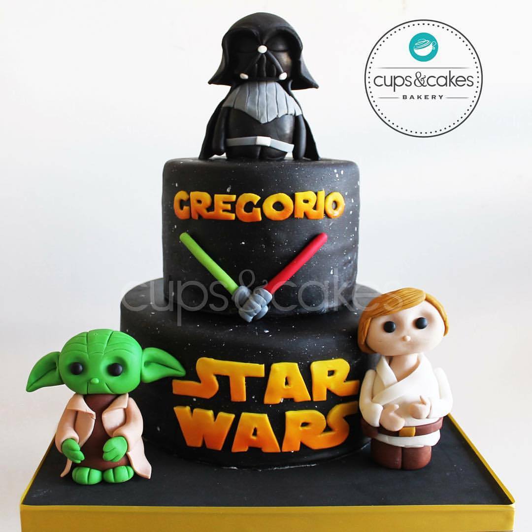 Love cups&cakes | Torta Star Wars! #starwars #cake #darthvader #yoda...